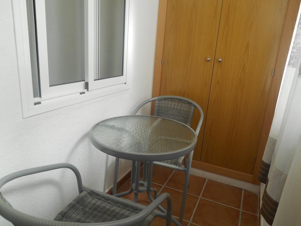 Hostal Paco Pepe Conil De La Frontera Exterior photo