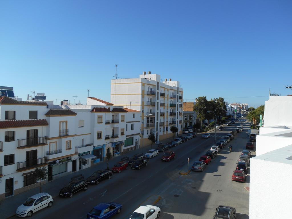 Hostal Paco Pepe Conil De La Frontera Exterior photo